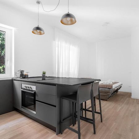 Mi Casa - Appartamento In Ponte Nuovo Milão Exterior foto