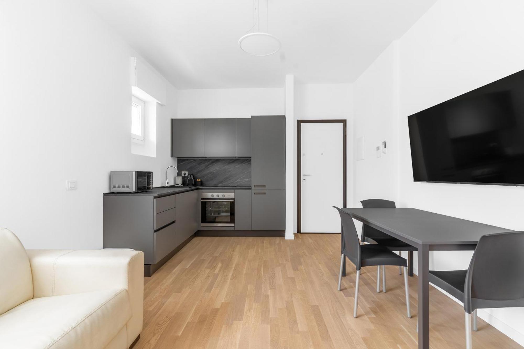 Mi Casa - Appartamento In Ponte Nuovo Milão Exterior foto