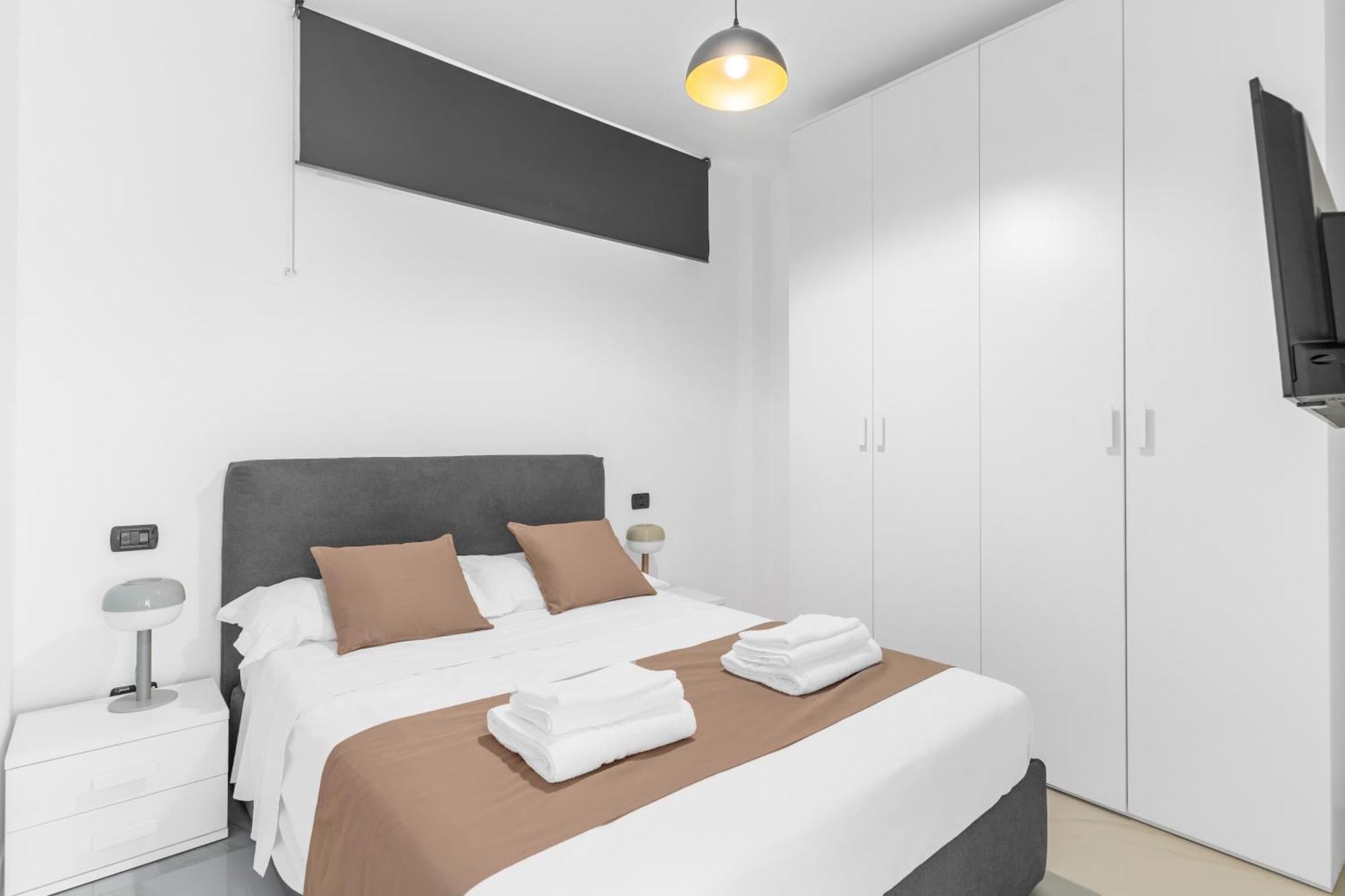Mi Casa - Appartamento In Ponte Nuovo Milão Exterior foto