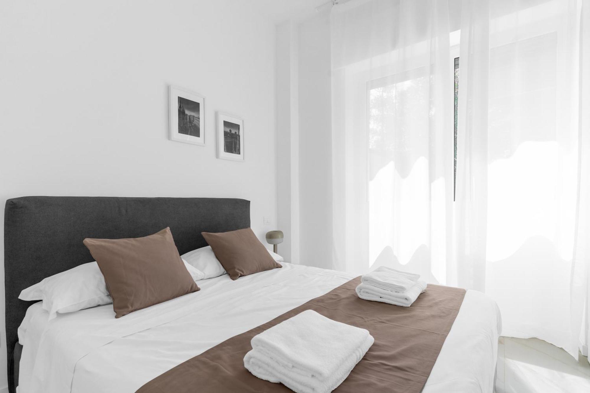 Mi Casa - Appartamento In Ponte Nuovo Milão Exterior foto